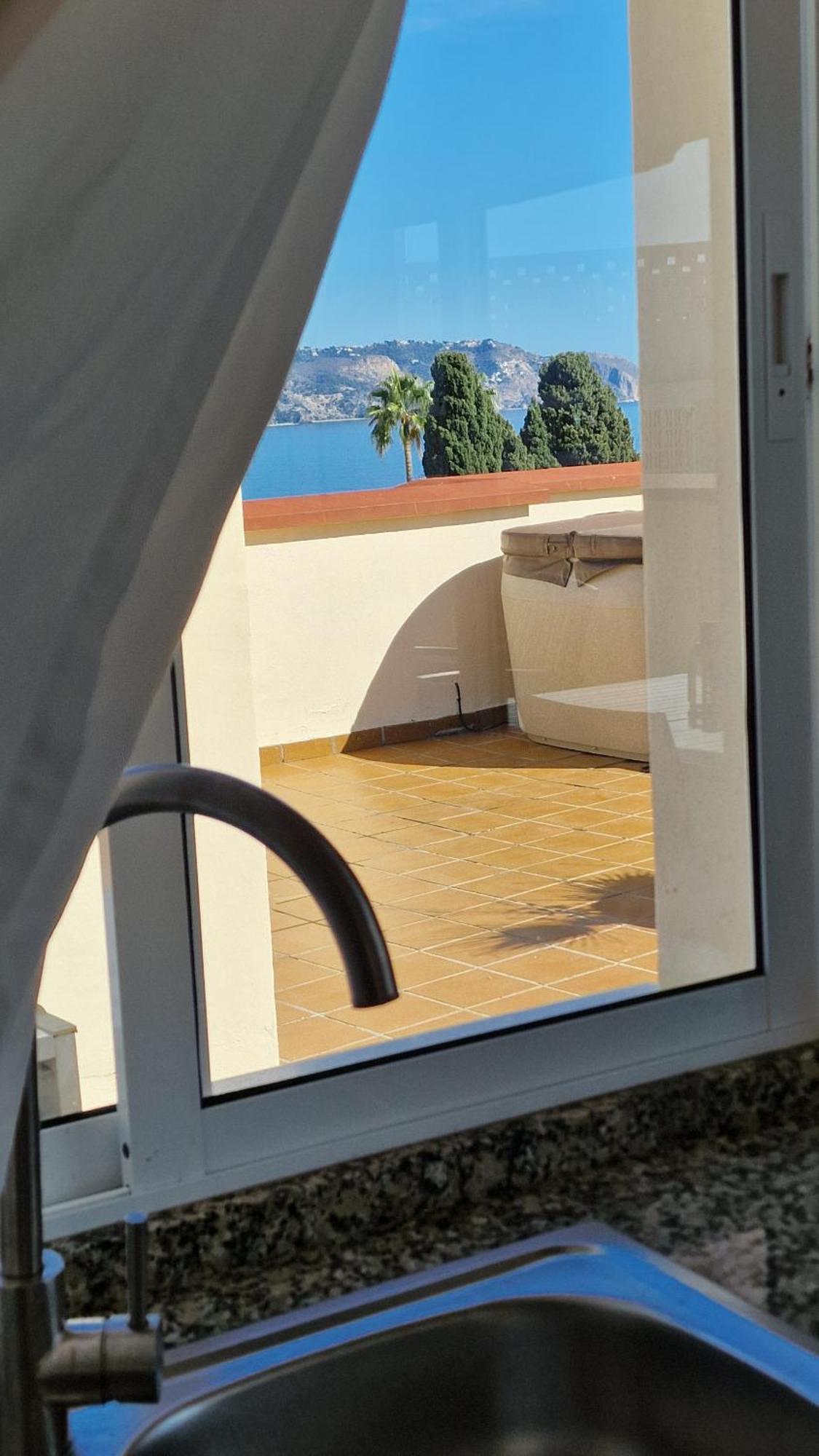 Apartamentos Latin Nerja Bagian luar foto