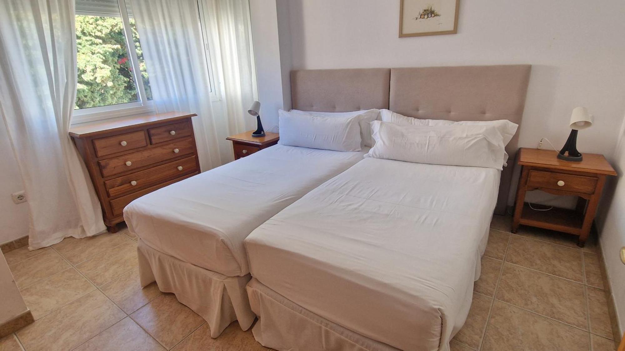 Apartamentos Latin Nerja Bagian luar foto